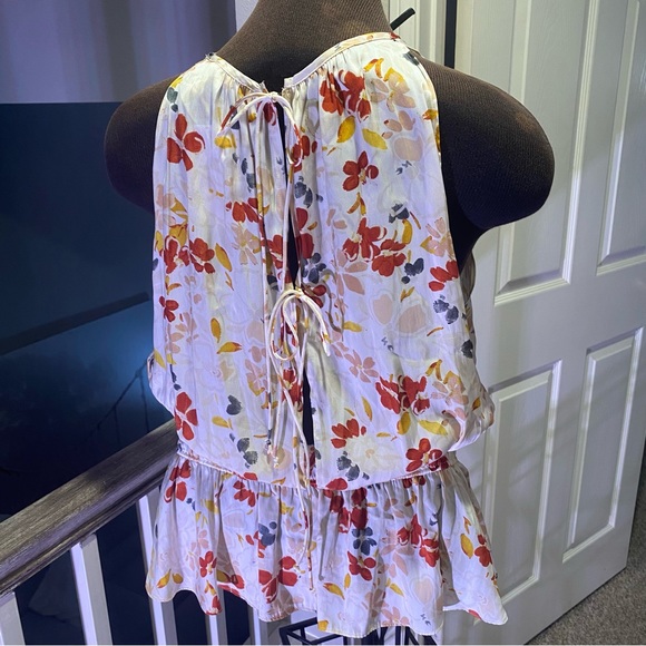 Grade & Gather, large, sleeveless women’s blouse, multiple tieback, floral - Picture 5 of 16